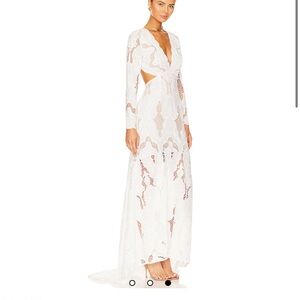 Elliatt White Lace Maxi Dress